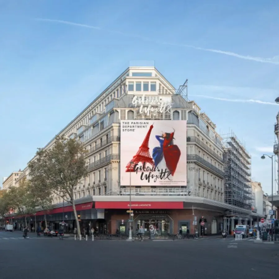 La façade d’angle des Galeries Lafayette boulevard Haussmann, où ouvrira BO&MIE Galeries Lafayette Homme