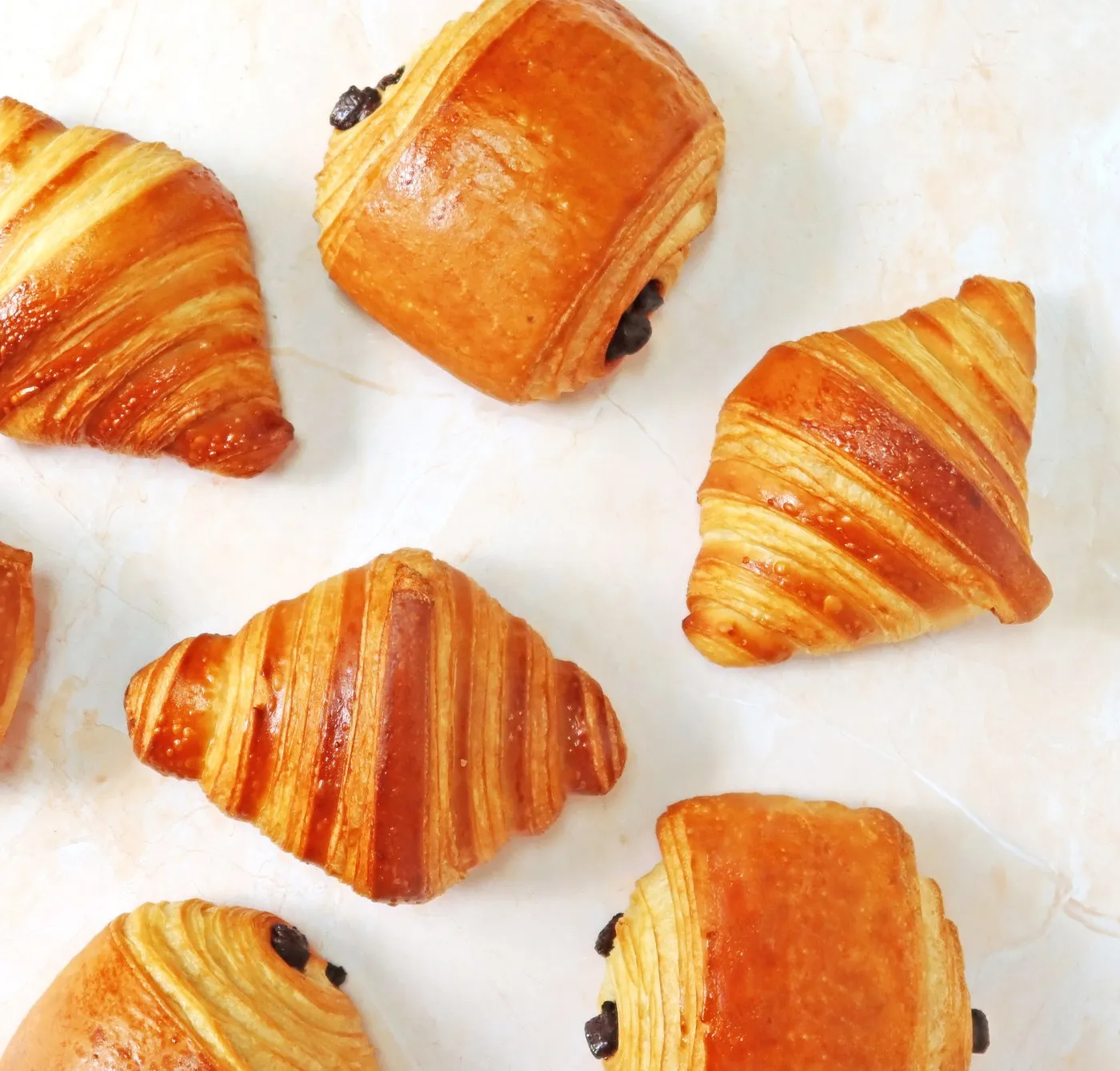 Croissant pur beurre BO&MIE, feuilletage doré